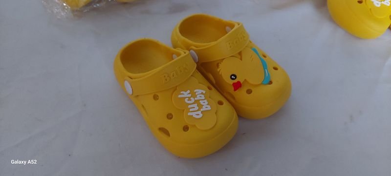 Calzado para Niños en Colorido y Comodo - imagen 4
