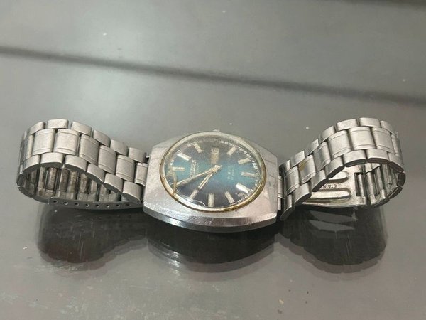 Reloj Citizen Automático con Brazalete Metálico - Requiere Mantenimiento - imagen 1