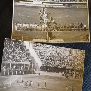 Conjunto de 5 Fotografías Históricas: Clásicos Nacional vs. Peñarol en el Estadio Centenario - imagen 2
