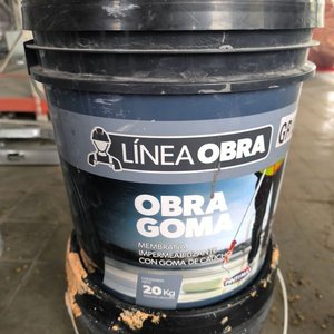 Lote siguiente: Dos Baldes de Membrana Líquida Impermeabilizante Obra Goma