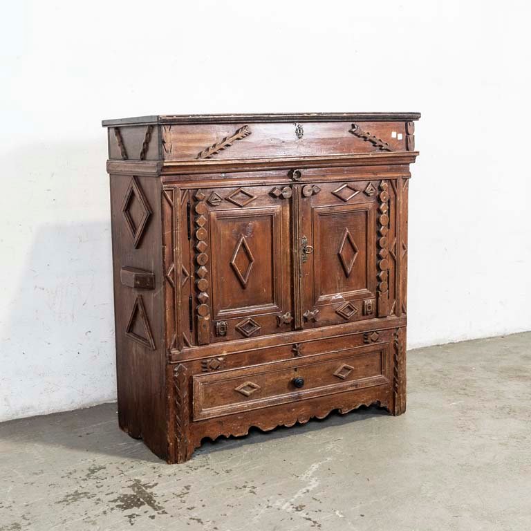 Item 2106201 - Image 0