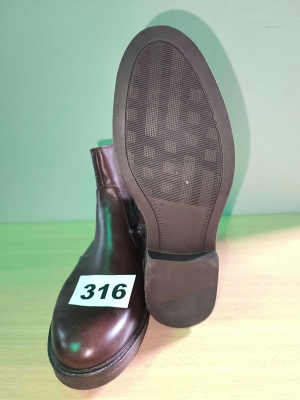 Item 846816 - Image 1