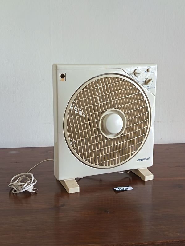 Ventilador James Auto Breeze de Mesa o Piso