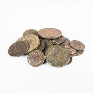 Lote siguiente: 22 Monedas Antiguas de Cobre de Uruguay - Varios Valores y Años