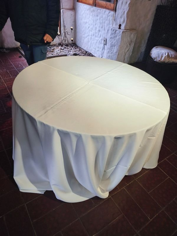 6 Manteles Blancos Grandes para Fiesta
