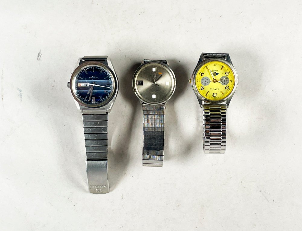 Tres Relojes de Pulsera con Malla Metálica