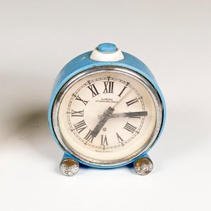 Dos Relojes de Sobremesa Despertadores: Uno Ruso Jantar y Otro Europa - imagen 3