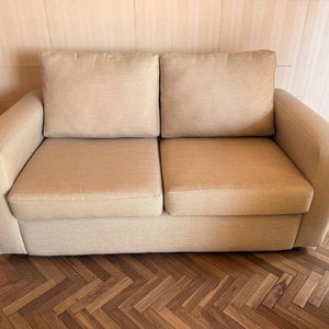 Lote anterior: Sillón de Dos Cuerpos Tapizado Beige Impecable