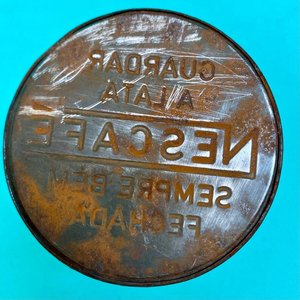 Antigua lámpara a queroseno sellada made in Grmany. Tiene su tubo original . Altura total en el tubo 27 cm. - imagen 10