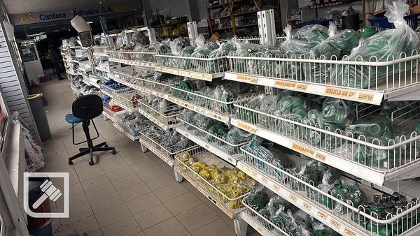 Lote de Accesorios y Repuestos para Tuberías