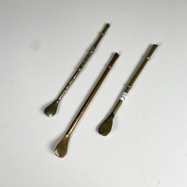 Tres bombillas de plata criolla (con averías)