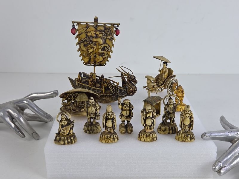 Lote anterior: Adornos Japoneses con Figuras y Dragones