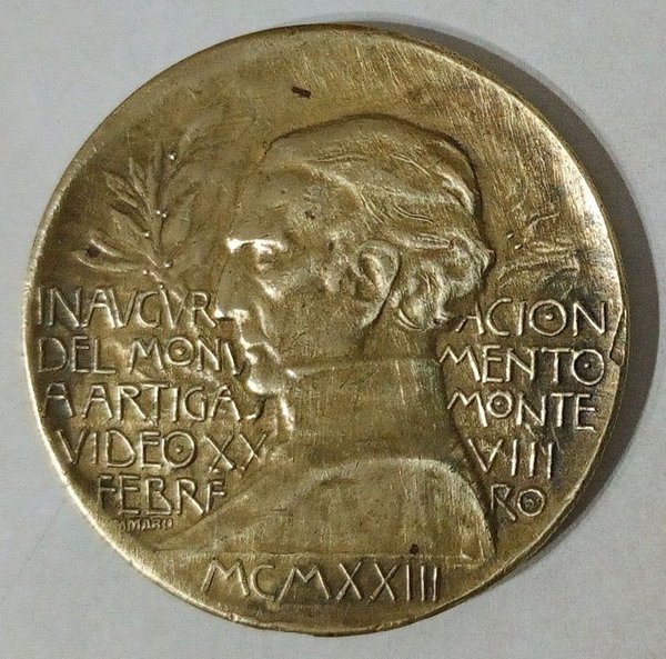 Medalla Conmemorativa Bronce Inauguración Monumento Artigas Montevideo 1923 - imagen 1