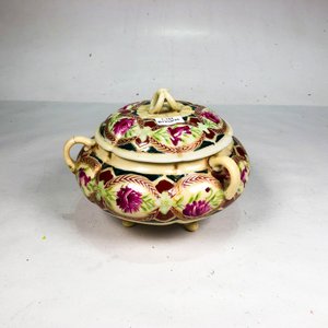 Centro de Porcelana Floral con Tapa y Asas - 20 x 11 cm - imagen 2