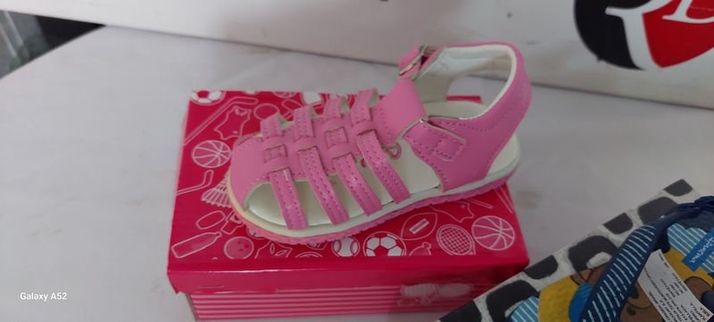 Calzado Talle 20-21-23: Ropa y Accesorios para Bebés - imagen 6