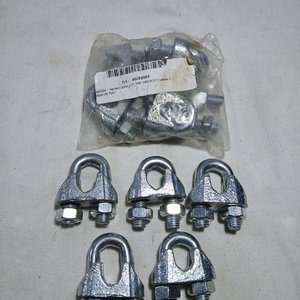 Lote anterior: 10 Unidades Apreta Cables 1/2" (13mm) Galvanizados