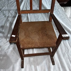 Mecedora Infantil de Madera - imagen 2