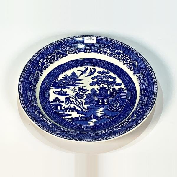Plato de Loza Inglesa Wm. Adams & Sons Azul y Blanco con Paisaje Oriental - 29 cm