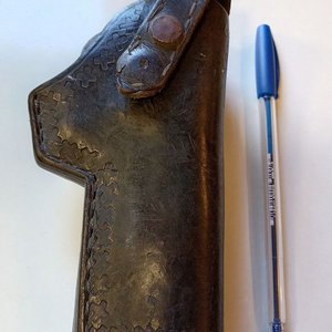 Lote anterior: Funda de Pistola de Cuero Estilo Militar/Policial Antigua