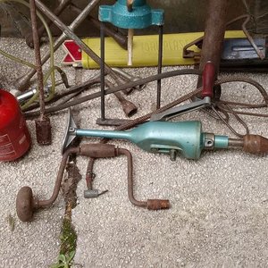Lote de Inflador, Llave de Rueda, Baliza, Taladro de Mano y Extintor - imagen 2