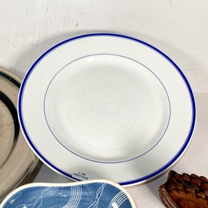 Lote de 8 piezas: Bandejas metálicas, platos, posavasos y más - imagen 6
