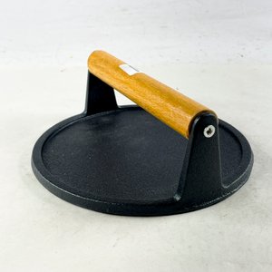 Prensa para Hamburguesas de Hierro con Mango de Madera - 18 cm - imagen 2