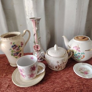 Juego de Tetera, Azucarera y Tazas con Diseño Floral - imagen 3