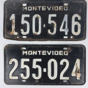 Par de Matrículas Antiguas de Montevideo - Montevideo 150.546 y 255.024 - imagen 2