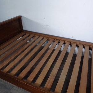 Cama de Roble Estilo Clásico Plaza y Media - imagen 8