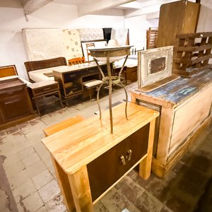 Muebles y Objetos de Decoración Varios - imagen 1