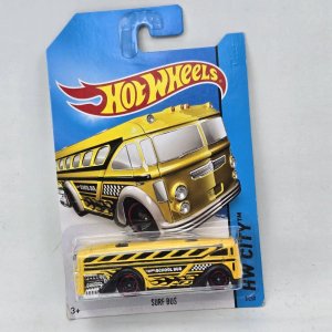 Hot Wheels Surf Bus Amarillo - imagen 1