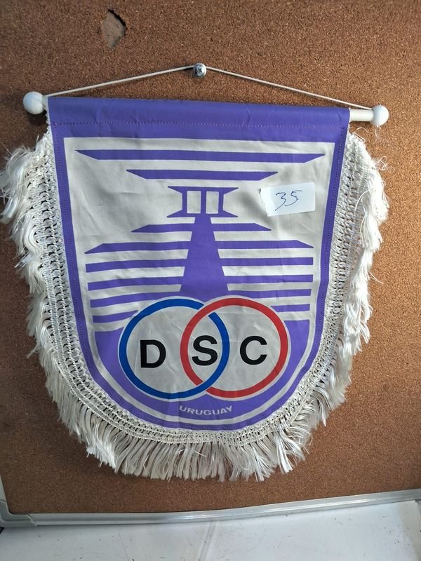 Lote siguiente: Banderin Defendor Sporting - Accesorio Deportivo