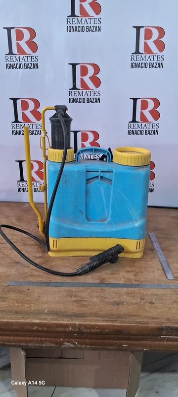 Mochila Fumigadora Manual de Plástico Azul y Amarillo