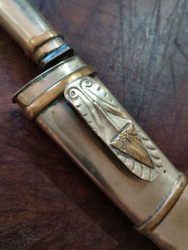 Cuchillo TANDIL en Alpaca y Oro Envainado - imagen 3