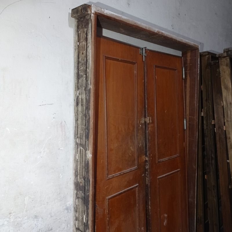 Puertas de contrachapado de cedro, doble hoja con marco - imagen 6