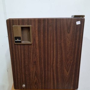 Frigobar Waring Vintage Diseño Veteado Marrón - imagen 1