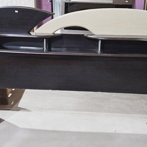 Lote siguiente: Respaldo somier con mesas de luz para 2 plazas