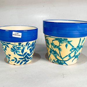 Dos Maceteros Decorados con Hojas y Guarda Celeste - imagen 3