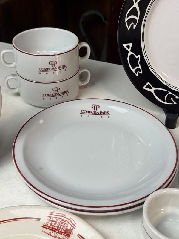 Gran lote de piezas coleccionables de hoteles y restaurantes - imagen 3