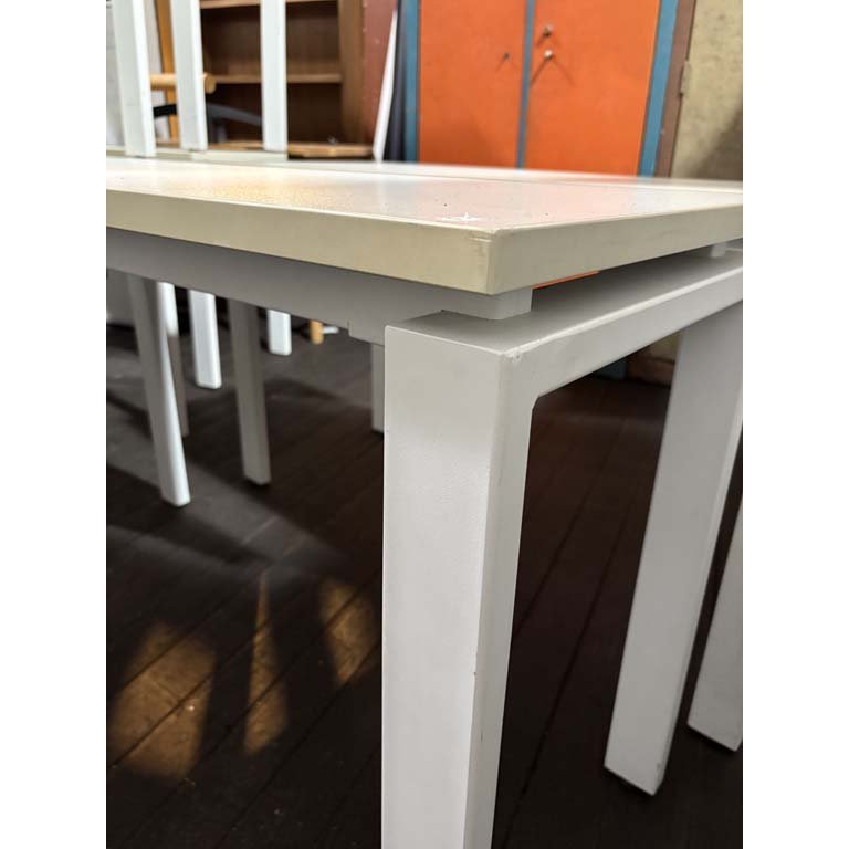 Item 2104710 - Image 1