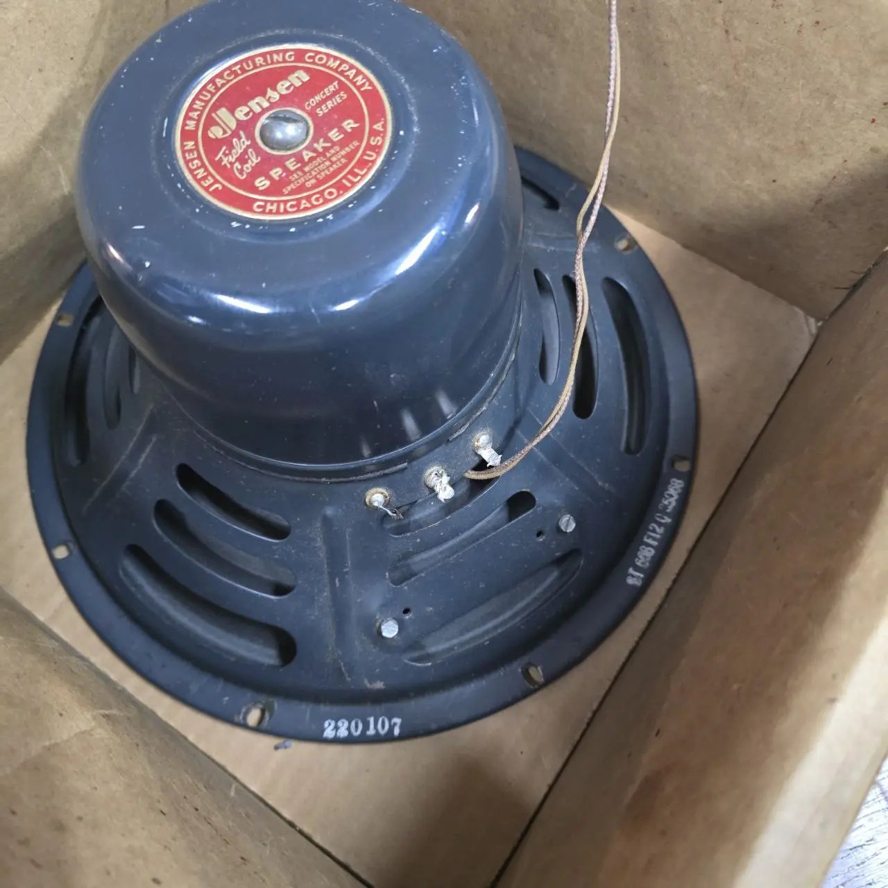 Item lote-57-parlante-jensen-12-nuevo-en-su-caja - Image 4