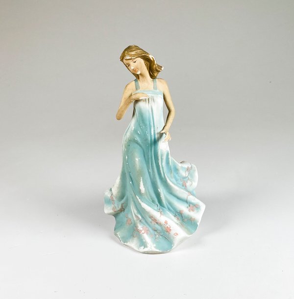 Figurita de biscuit dama USA, altura 25 cm - imagen 1