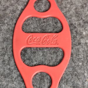 Dos Piezas de Plástico Coca-Cola: Tapa y Organizador - imagen 1