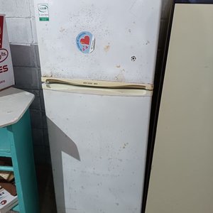 Lote anterior: Heladera con Freezer Panoram MRF-320W
