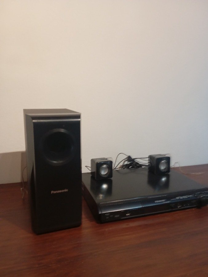 Sistema de Cine en Casa PANASONIC, funcionando - imagen 3