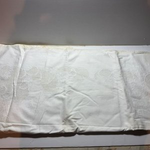 Lote de Manteles, Caminos de Mesa y Repasadores de Tela y Crochet - imagen 5