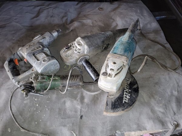 Lote de Herramientas Eléctricas y Tubos Metálicos - imagen 1