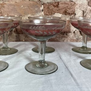 Juego de 6 Copas de Cristal Labrado con Detalle Rosa y Dorado - imagen 2