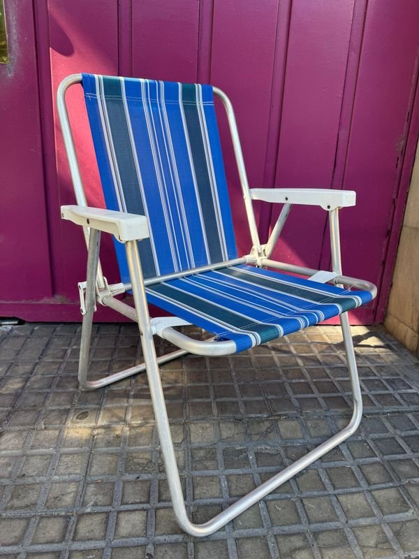 Lote anterior: Silla de playa plegable en aluminio
