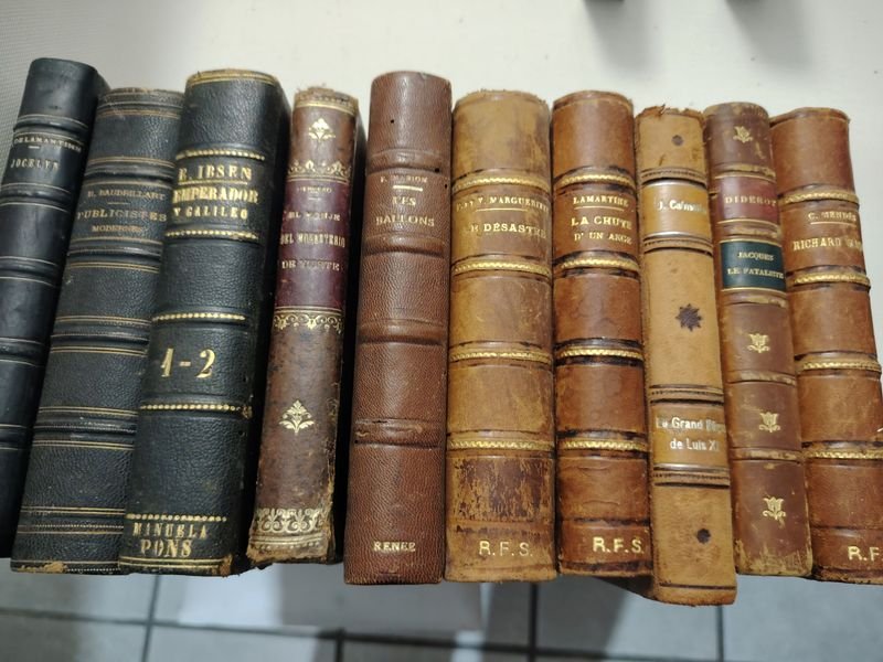 Item 901618 - Image 1